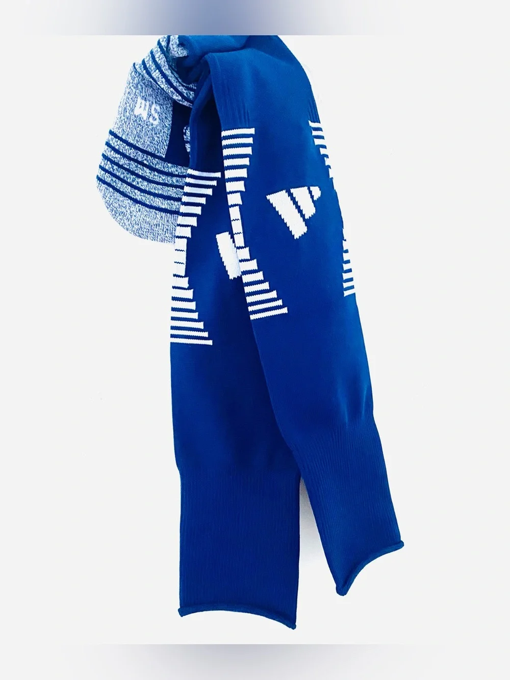 New⚽️Boys Adidas Blue Soccer Socks SZ S (Y)